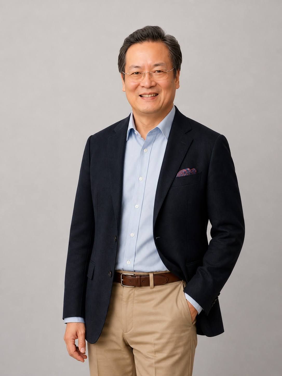 張賜賢老師全身肖像